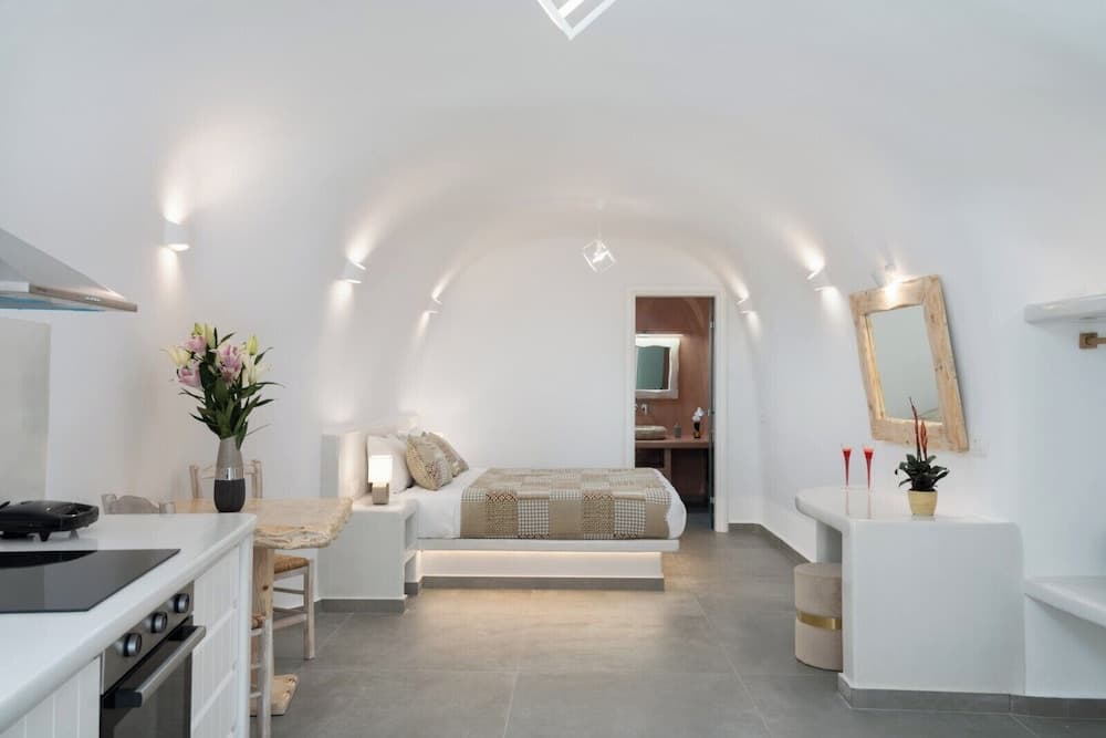 Yiota Collection  3Suites&3Prive Jacuzzi