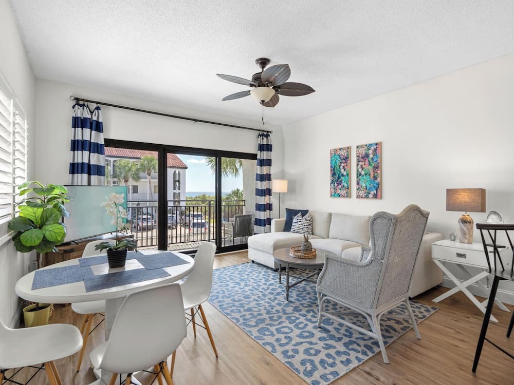 The Palms of Seagrove #B4
