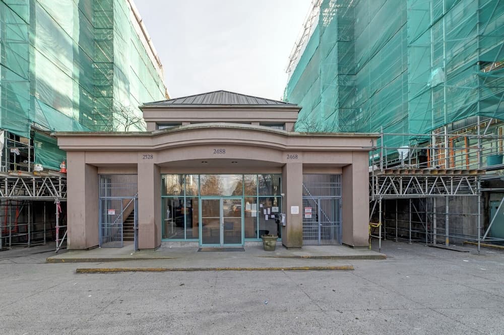 Art Deco Broadway Master Bedroom Only