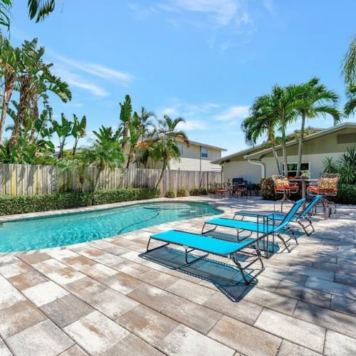 Maritana Beach House Heated Pool Private Dock