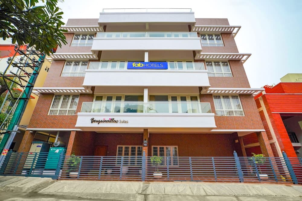 Fabhotel Bougainvillea Suites