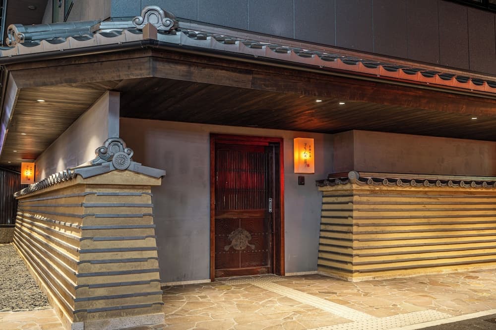 Kyoto no Yado Gion no Tsuki