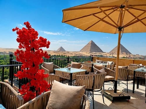 New Gardenia Pyramids View