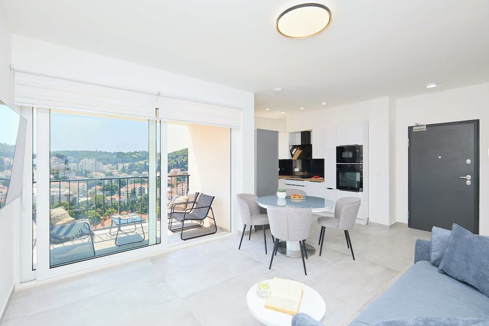 Hedera Estate, Hedera A47