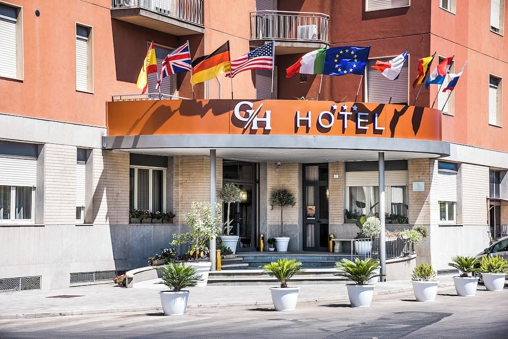 GH HOTEL