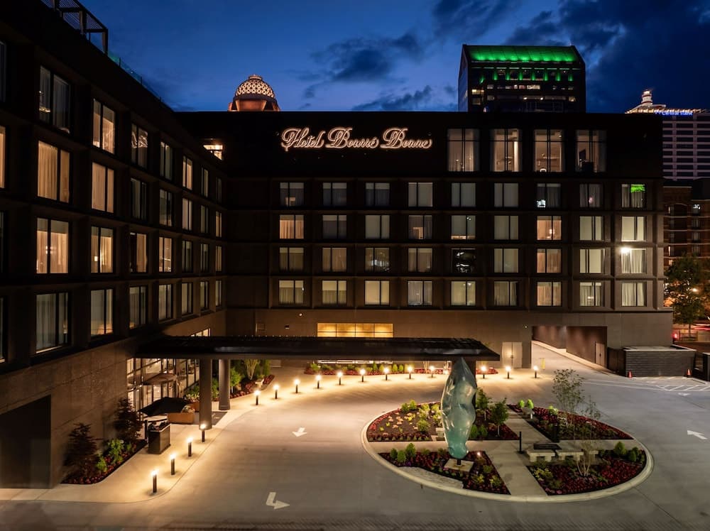 Hotel Bourré Bonne Louisville, Curio Collection by Hilton
