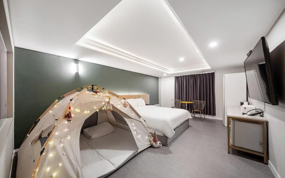 BRIGHTEN HOTEL