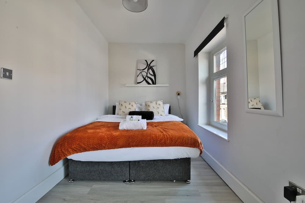 2Bed Flat Near City Centre