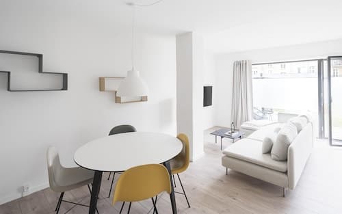 Fantastic 1-bed Apartment w Private Terrace