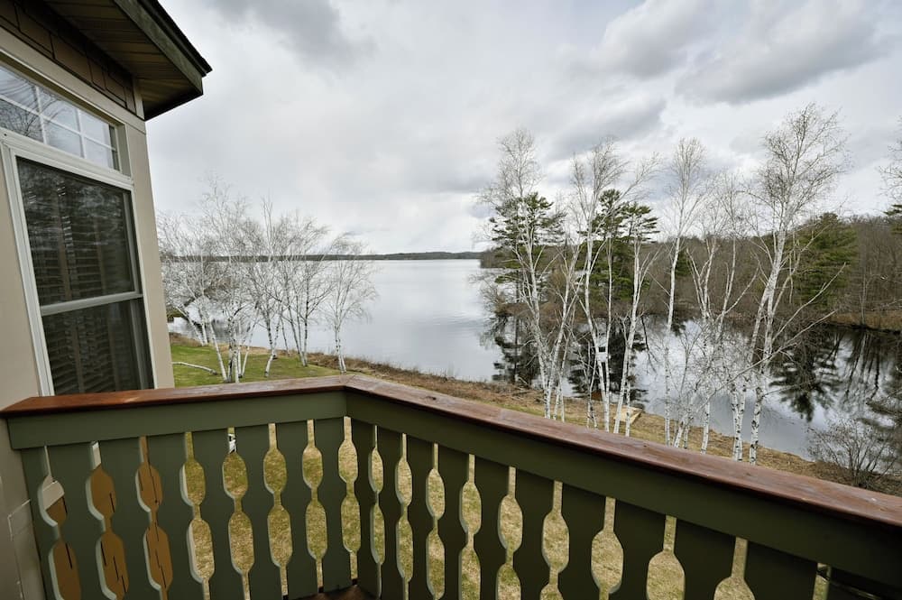 Unit 433b Efficiency 1bd/ 1 BA Condo
