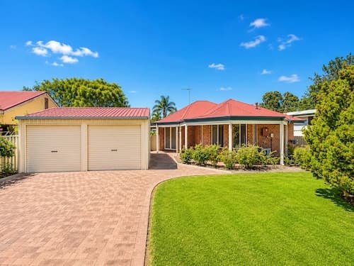 Hidden Gem Getaway in Dunsboroughs Heart