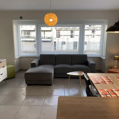 Modern Beachside Apartment