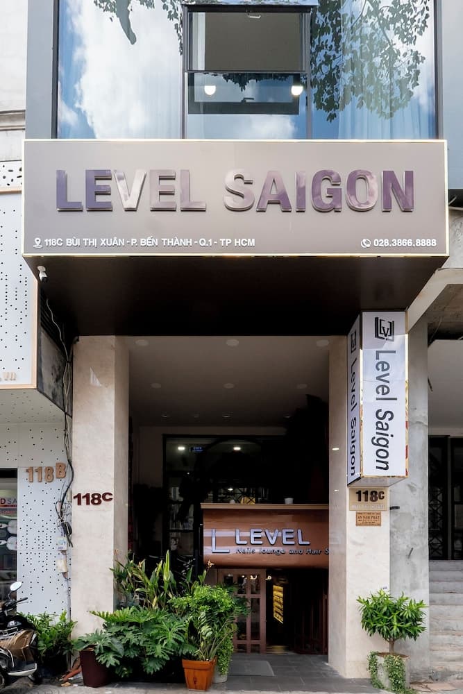 Level Saigon hotel