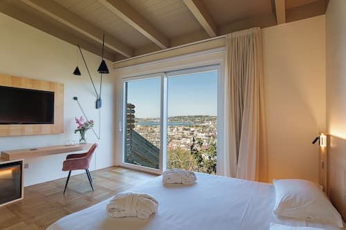 Uefio - Luxury Suites