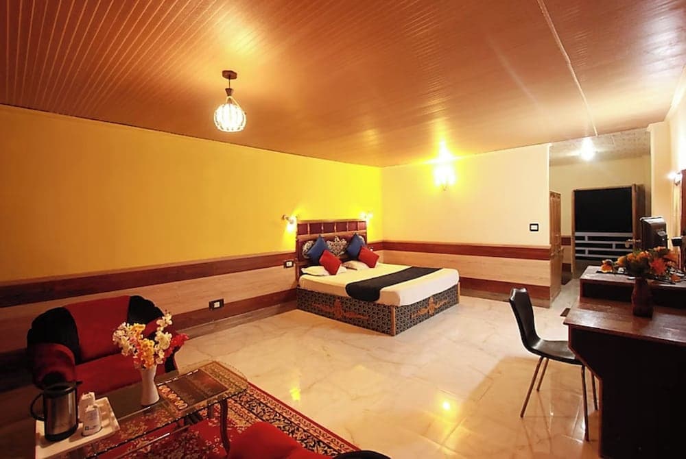 Goroomgo Ishaan Resort Manali