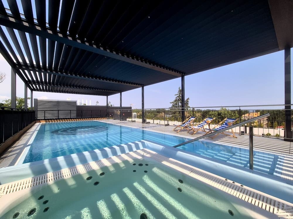 Sea Side Garden by Baltic Home