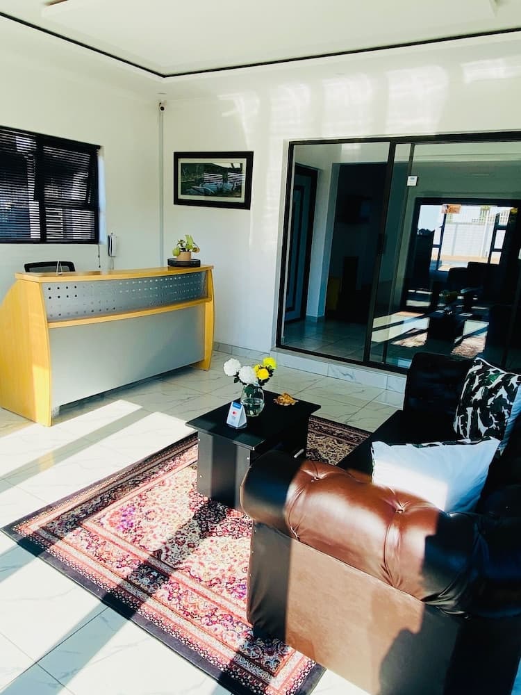 Airport Imperial Guest House