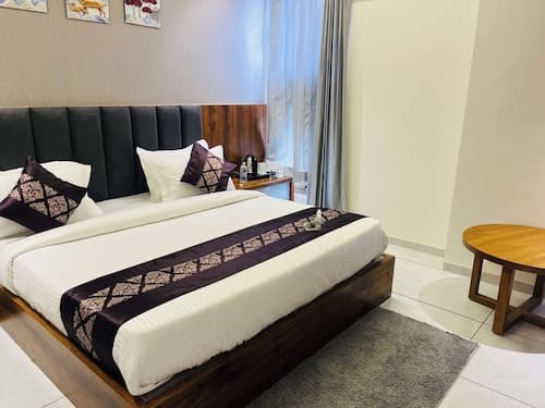 Hotel Royal Empire