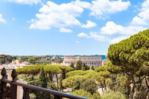 Elysium Suites Colosseo
