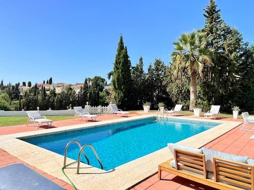Beautiful Villa With Pool Scenic Views Sleeps 8