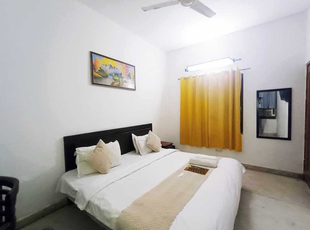 HOTEL PRIME  BY THE PREMIUM VILLA