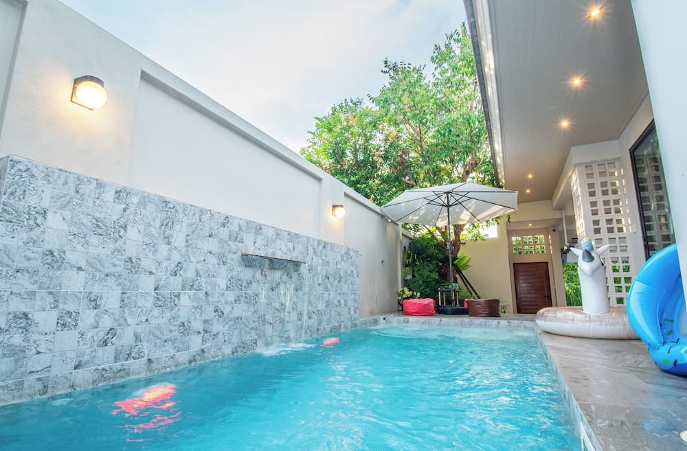 Rising Pool Villa Bang Saray