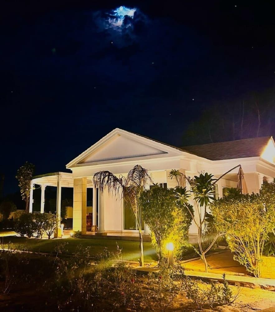 Konaklama yerinin ön cephesi