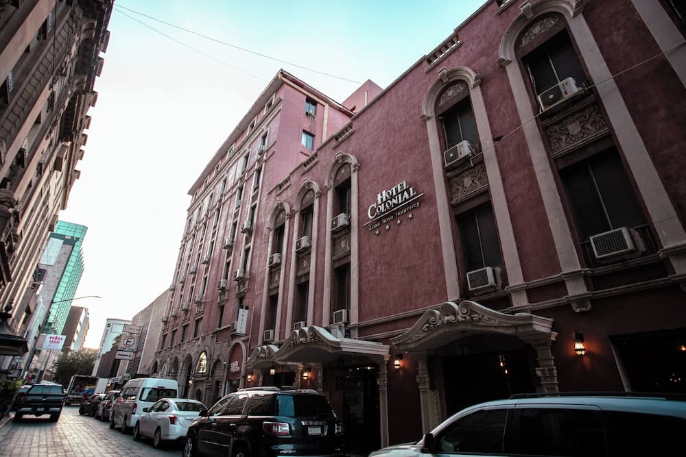 Hotel Colonial