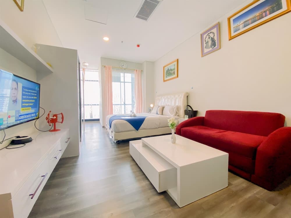 Good And Simply 1Br At Sudirman Suites Apartment