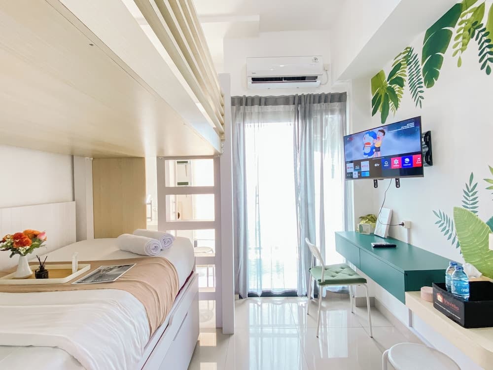 Cozy And Good Studio Sayana Bekasi Apartment