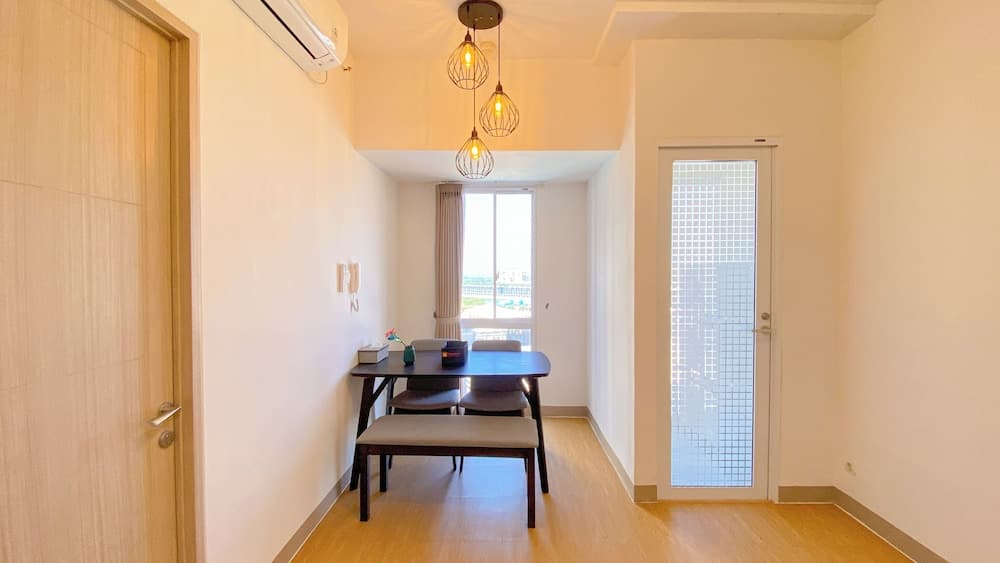 Spacious And Comfy 2Br Combined At Tokyo Riverside Pik 2 Apartment
