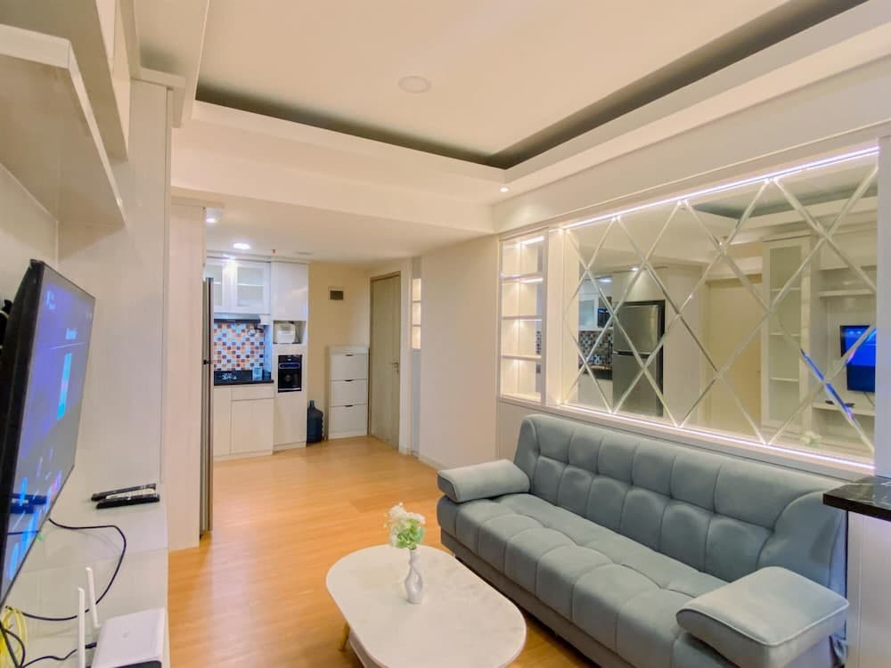 Restful And Simply Look 2Br At Meikarta Apartment