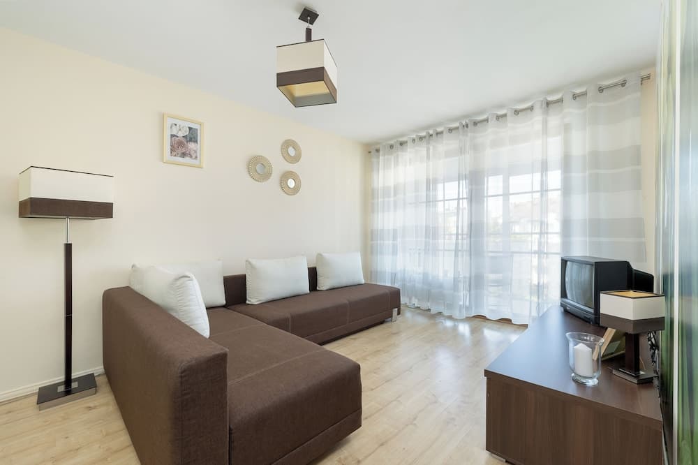 Cosy Kolobrzeg Apartment by Renters