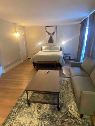 Morden Newly Renovated 1br Flats, Walk T