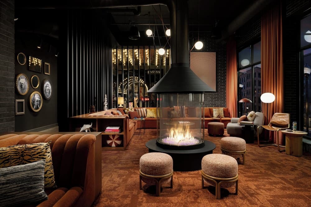 Lobi dinlenme salonu