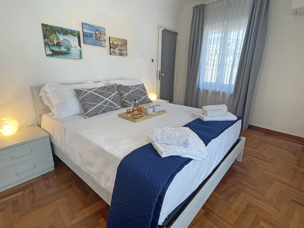 Happy Family Apartments Panorama