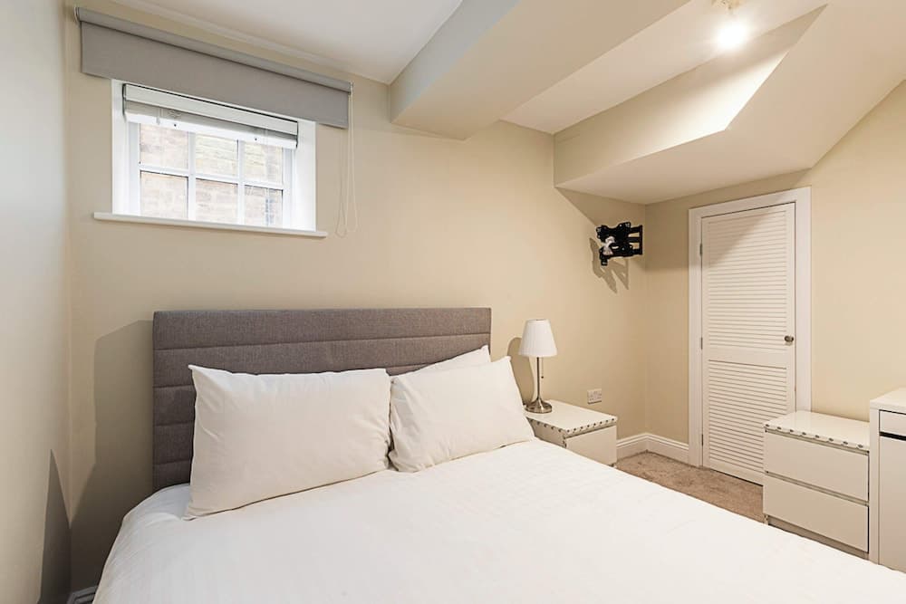 Charming and Modernised Edwardian Flat