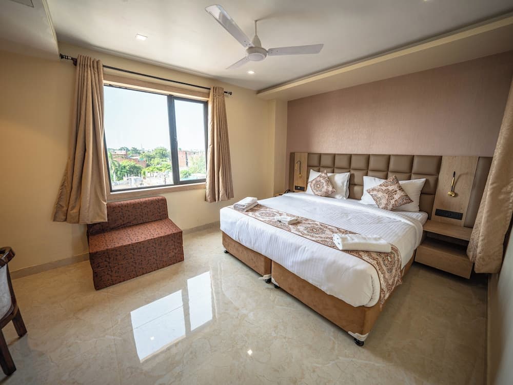 Hotel VR Lux