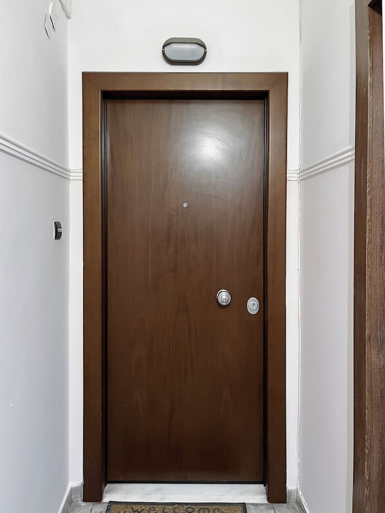 İç mekân girişi
