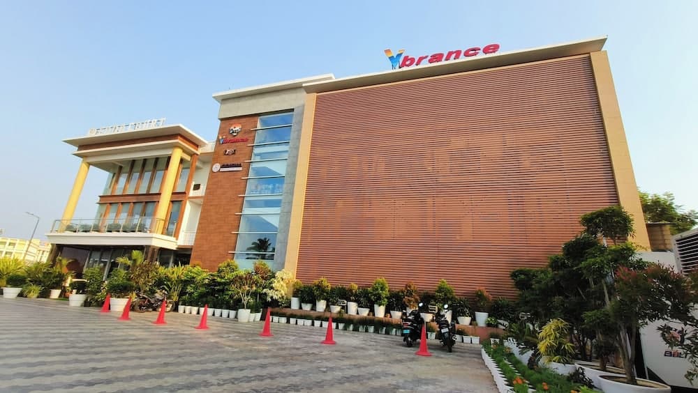 Vbrance - Luxury Boutique Hotel