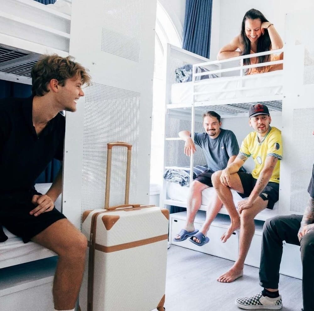 Maze Backpackers Gold Coast