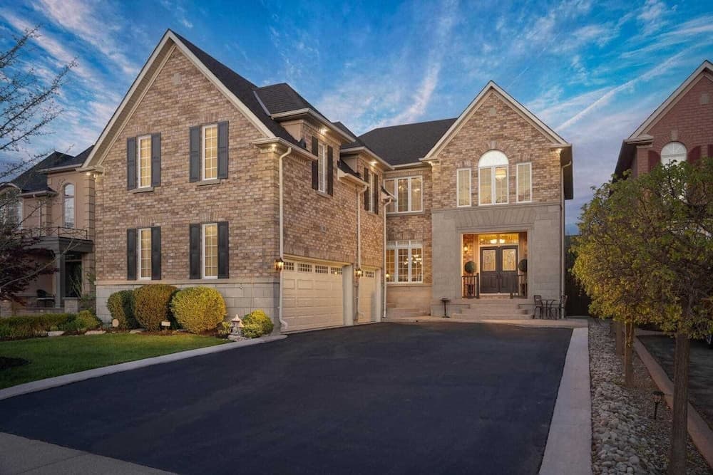 Affluent Guest House