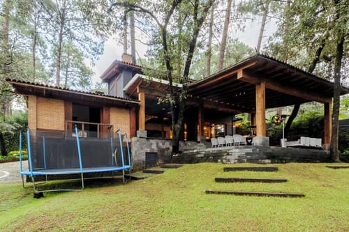 Forest Guesthouse Avándaro
