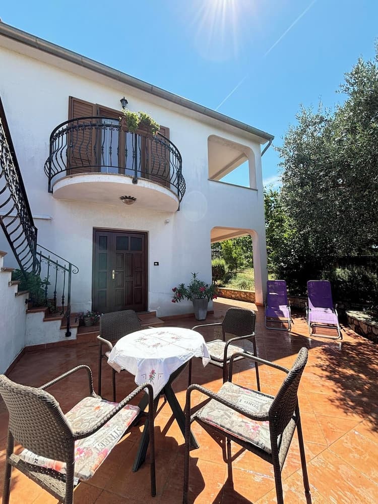 Apartment Viola