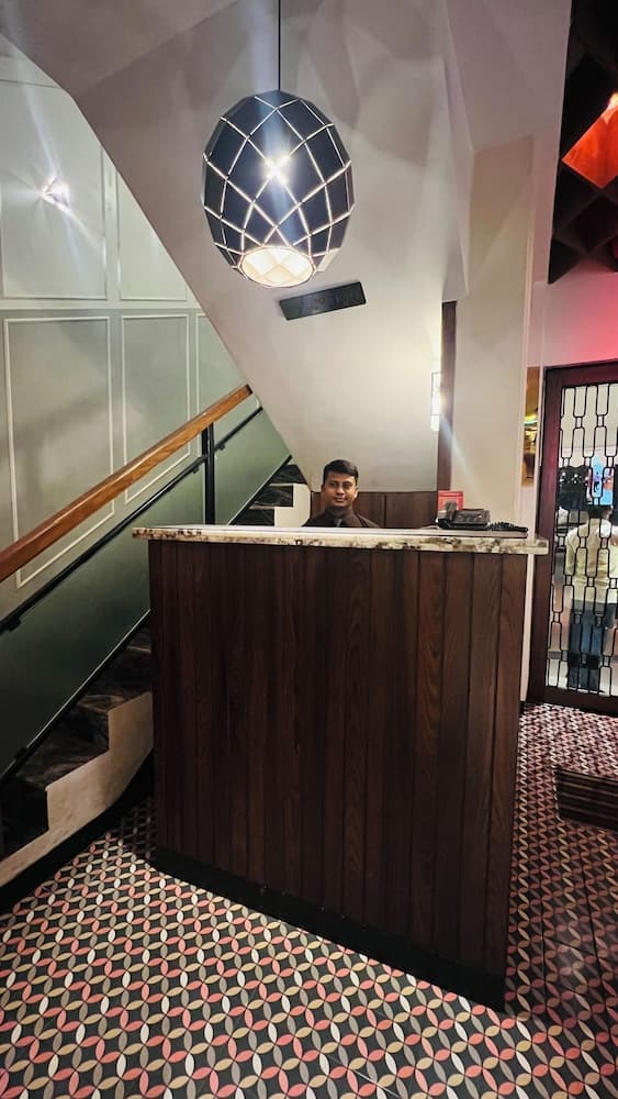 Farmhouse Residency Malad