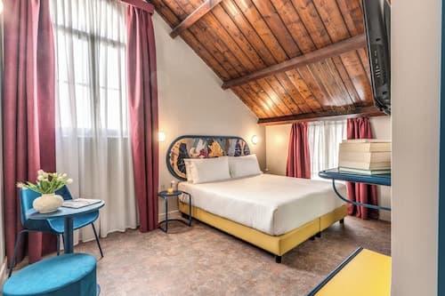 HOTEL XX SETTEMBRE