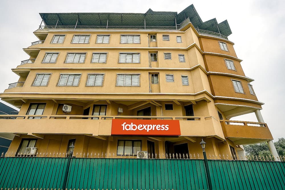 FabExpress Sunset Residency