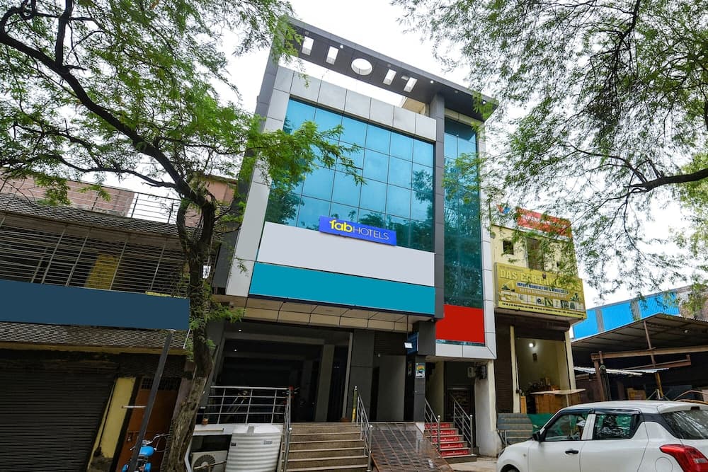 Fabhotel Lake View I