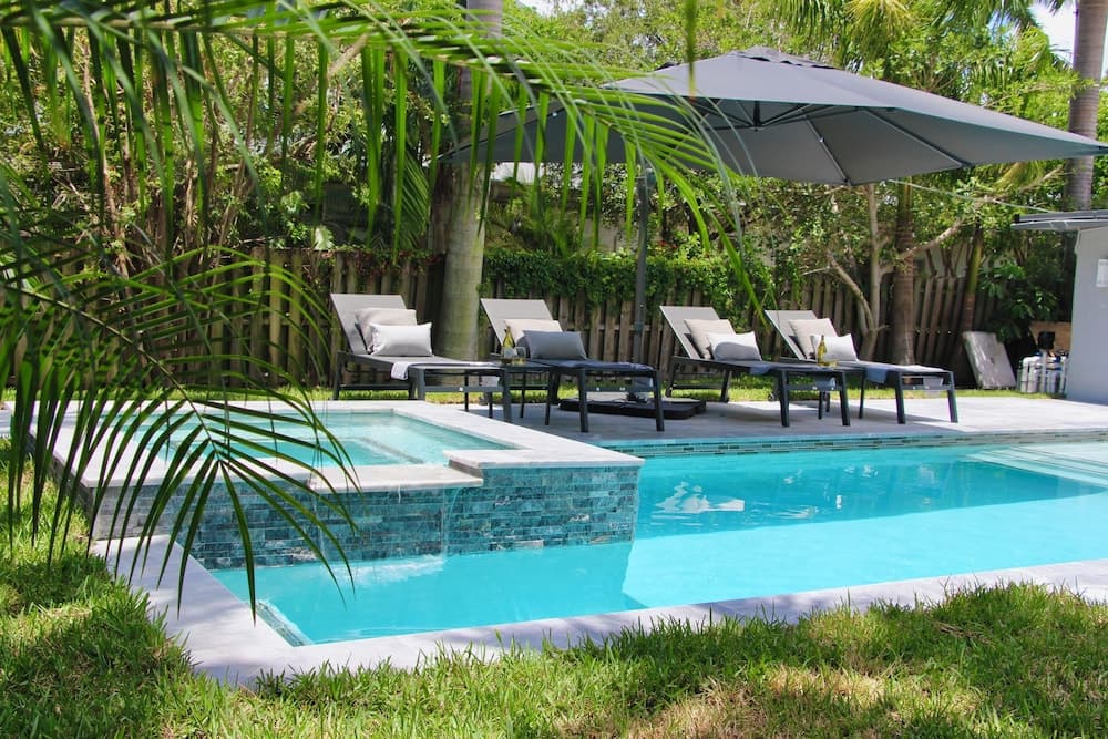 FoxStays Private Resort