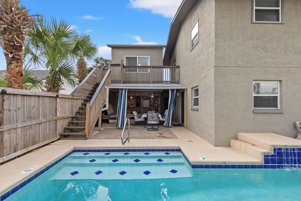 128 Kelly St Beachy Keen